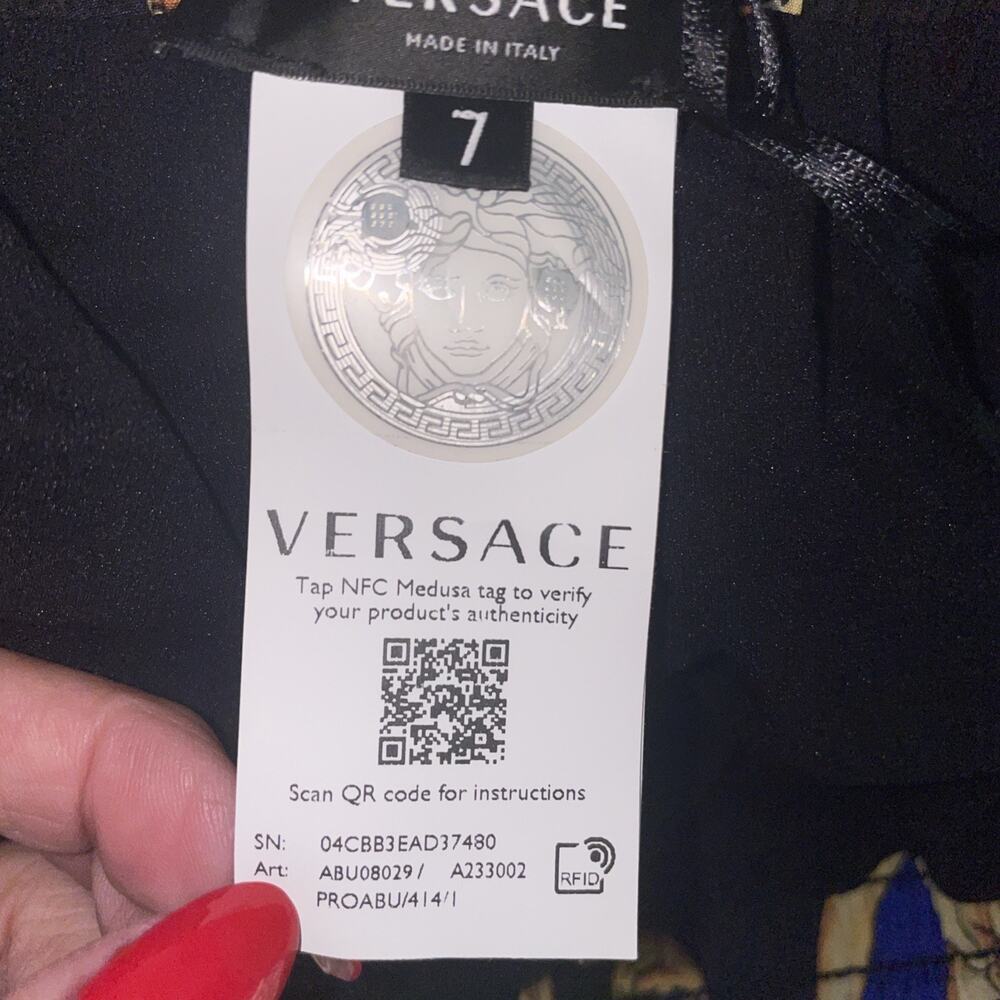 VERSACE Men's Barocco Swim Trunks Long Blue Size 7, US XL. Loud Luxury. - Picture 9 of 12